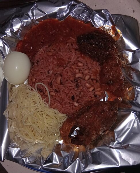 Assiette Waakye (lundi)
