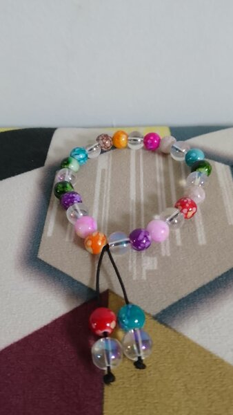 Bracelet perles colorées