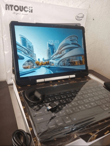 Tablette avec clavier intégré