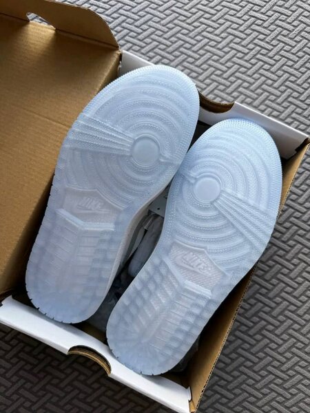 Sneakers tendance blanc gris