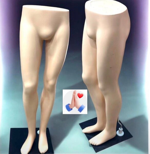 Jambes de mannequin réaliste