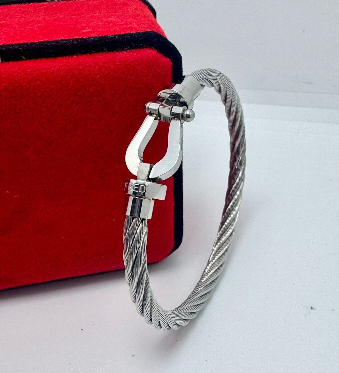 Bracelet en acier inoxydable