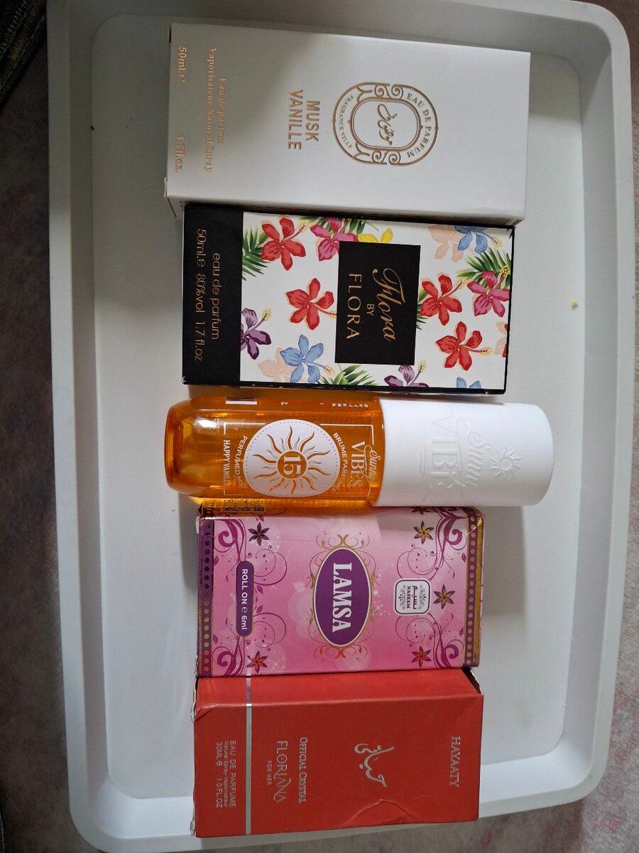 Lot de Parfums Variés