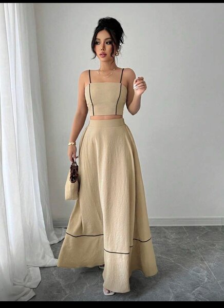 Robe Élégante Longue Beige