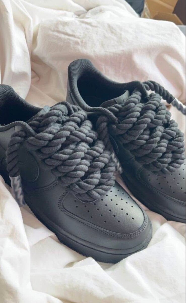 Baskets unisex avec lacets épais