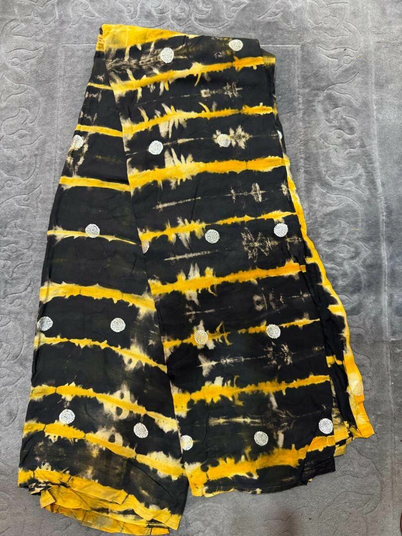 Écharpe en soie batik