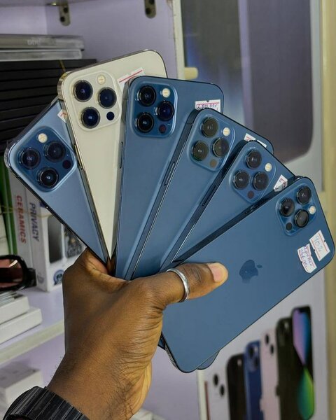 iPhone 12 Pro Max – Reconditionné