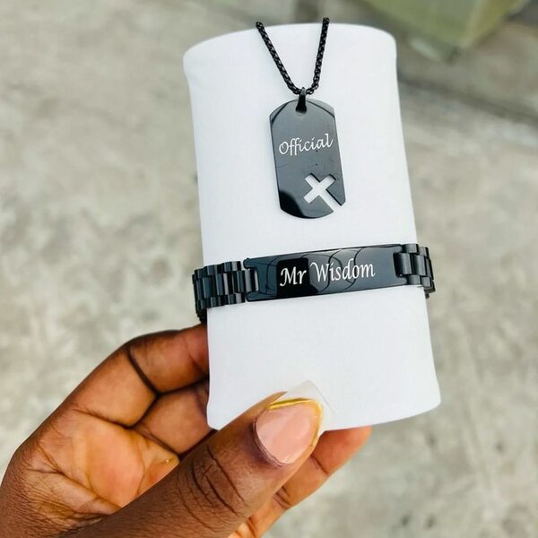 Collier et bracelet personnalisés