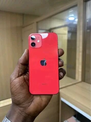 iPhone 11 rouge 128Go