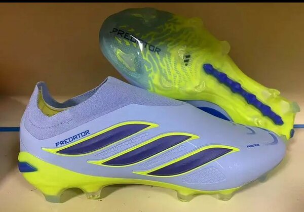 Chaussures de football Adidas Predator