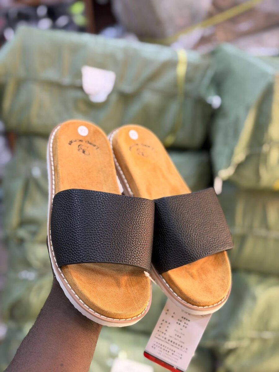 Sandales en cuir unisexes