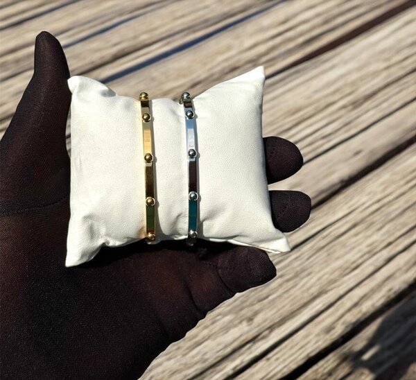 Ensemble de 7 bracelets en acier et corde