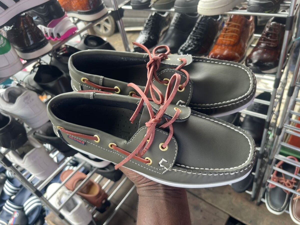 Chaussures bateau en cuir