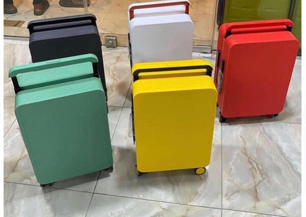 Valise compacte à roulettes