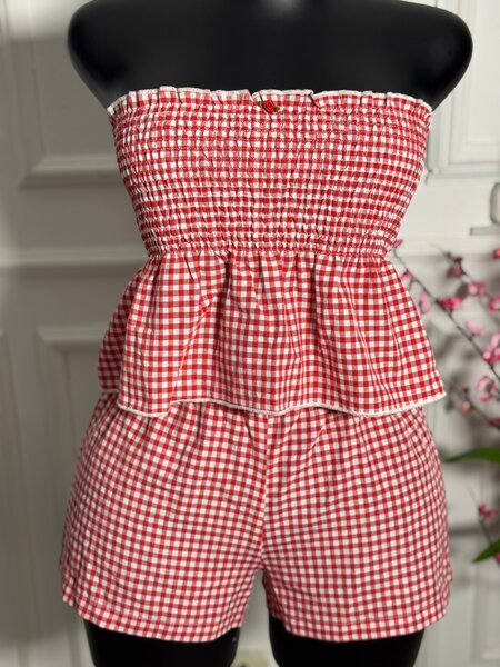 Combishort à carreaux rouge
