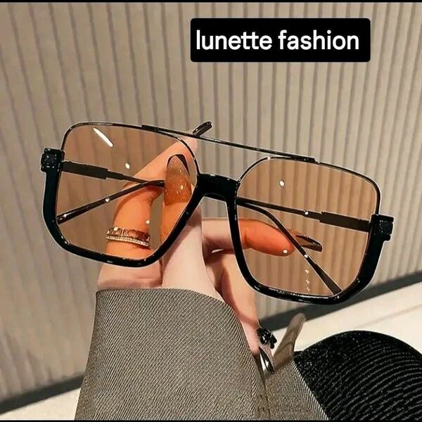Lunettes de soleil carrées