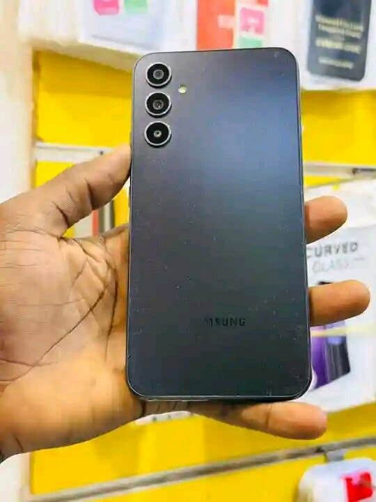 Téléphone portable Samsung Tecno