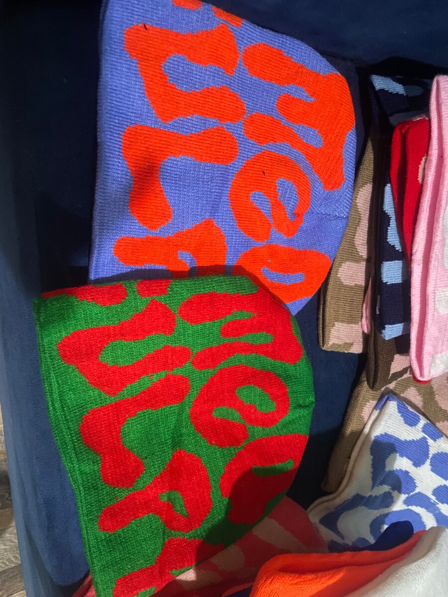 Bonnet tricoté coloré