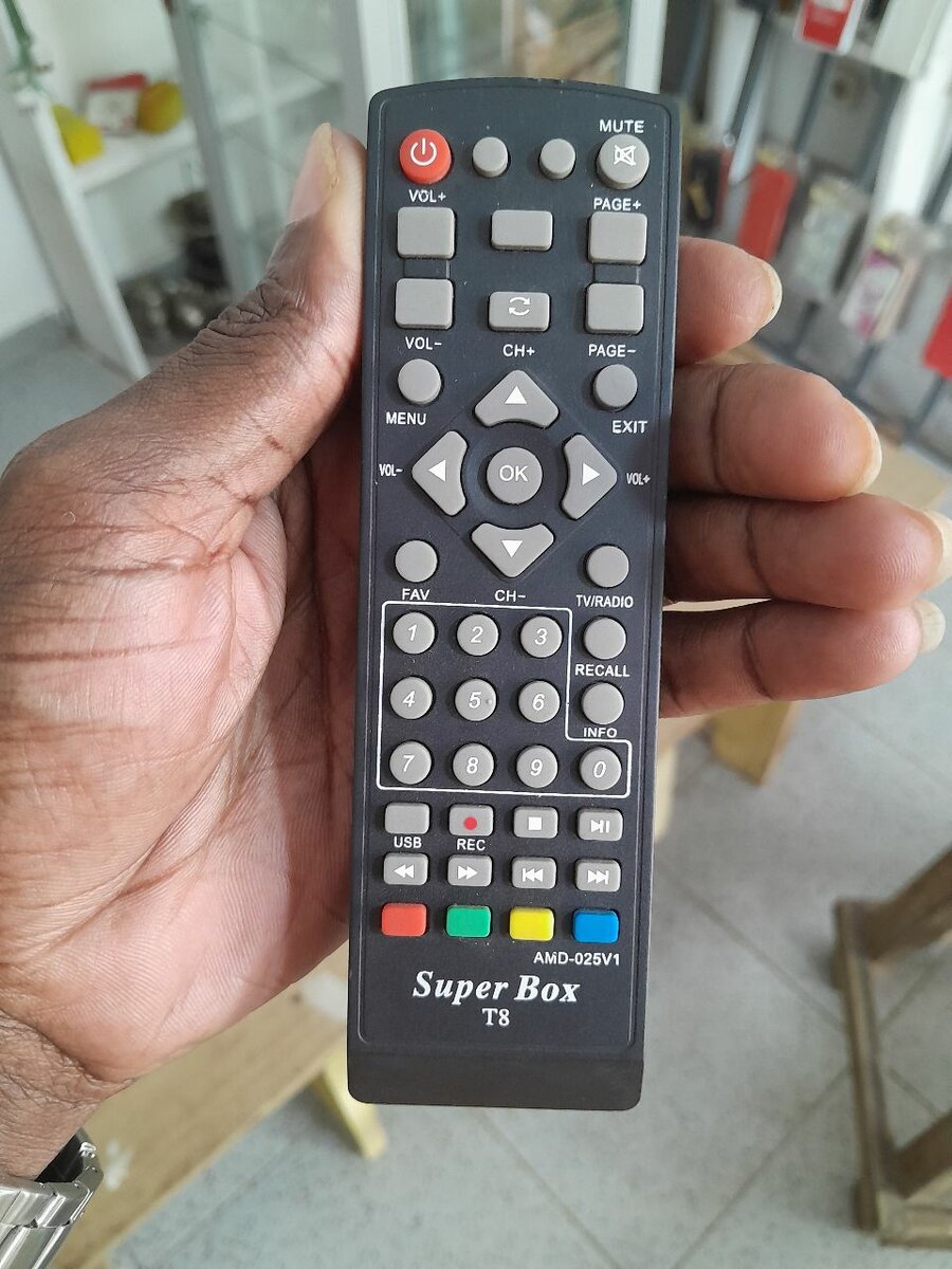 Télécommande Super Box TV