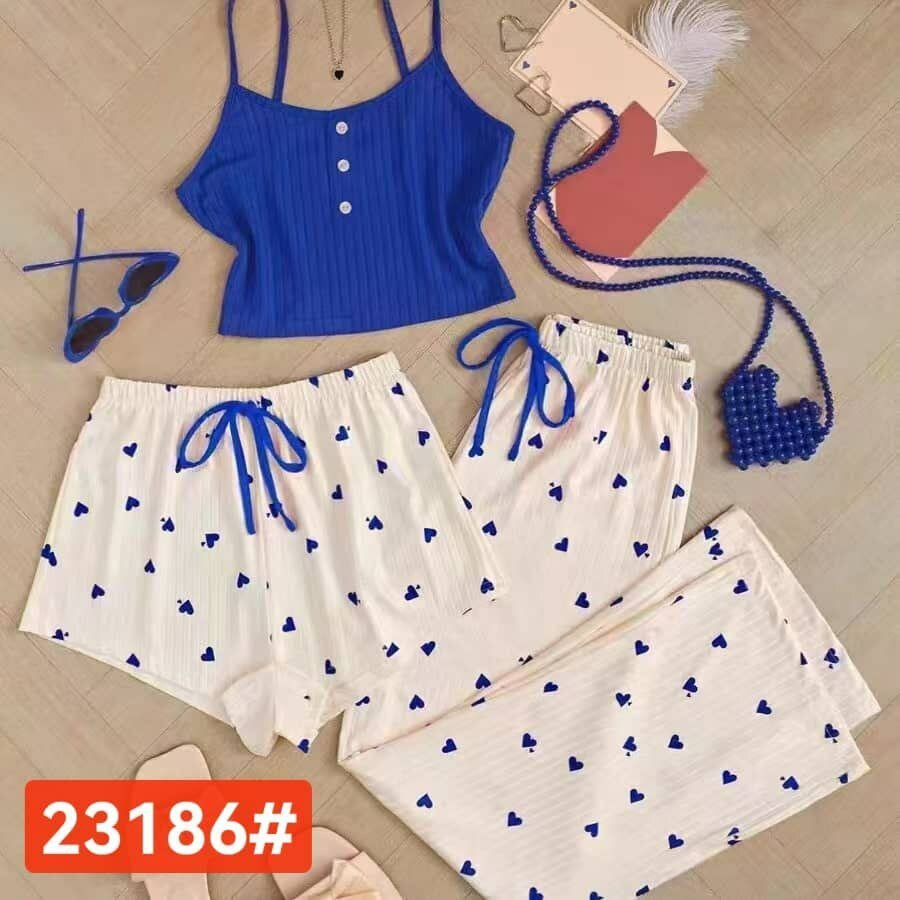 Pyjama d'été à cœurs