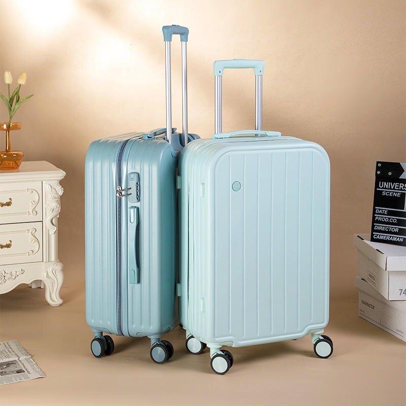 Hardshell Spinner Suitcase