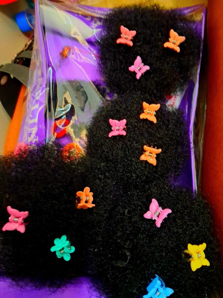 Extensions de cheveux synthétiques