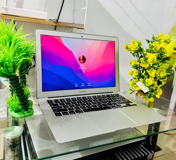 MacBook Air 2017 Core i5