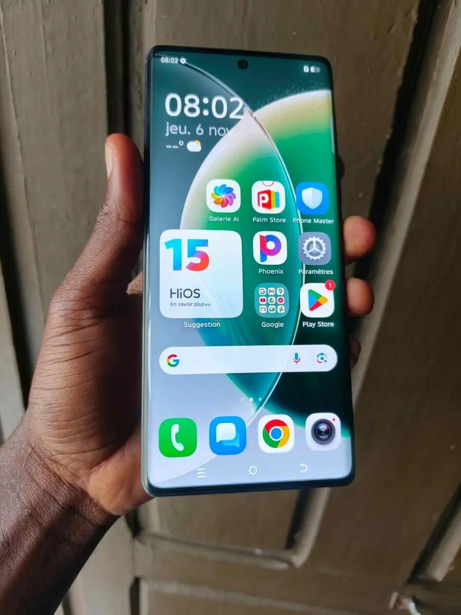 Smartphone Tecno Camon élégant