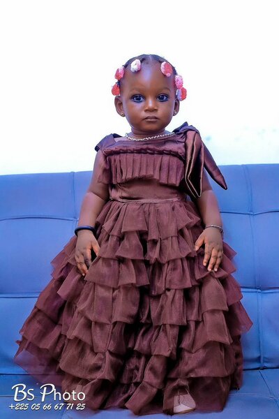 Jolie robe de cérémonie enfant