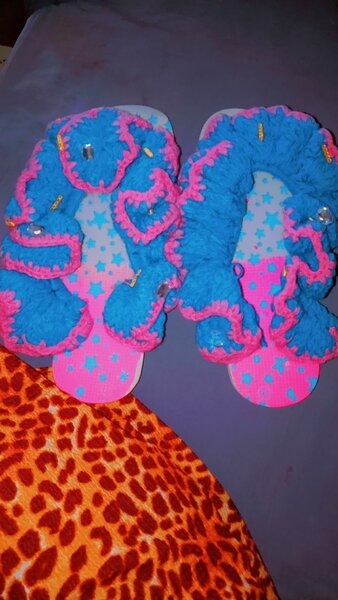 Chaussons en tricot colorés