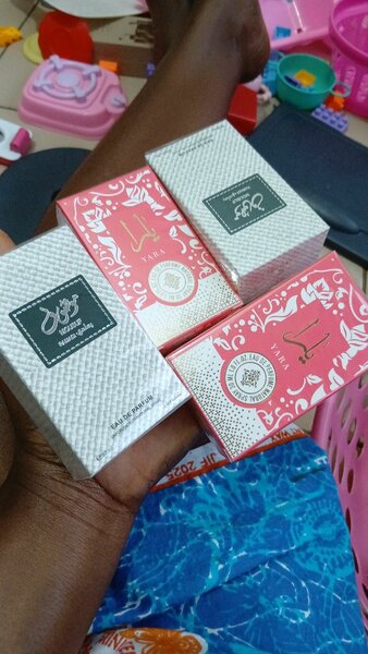 Parfum Roll-On & Eau de Parfum