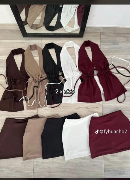 Haut dos nu chic en satin