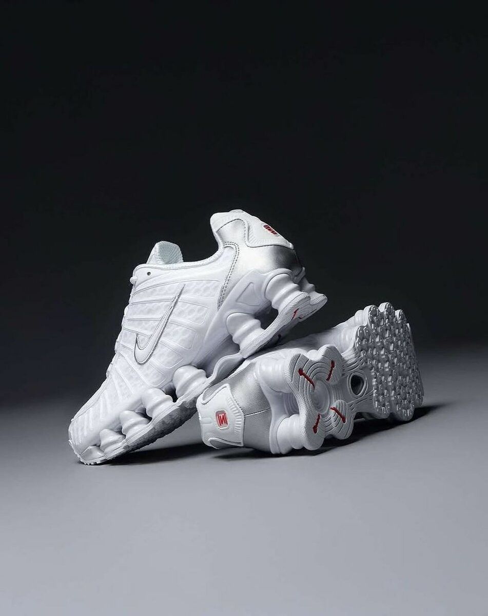 Baskets Nike Shox élégantes