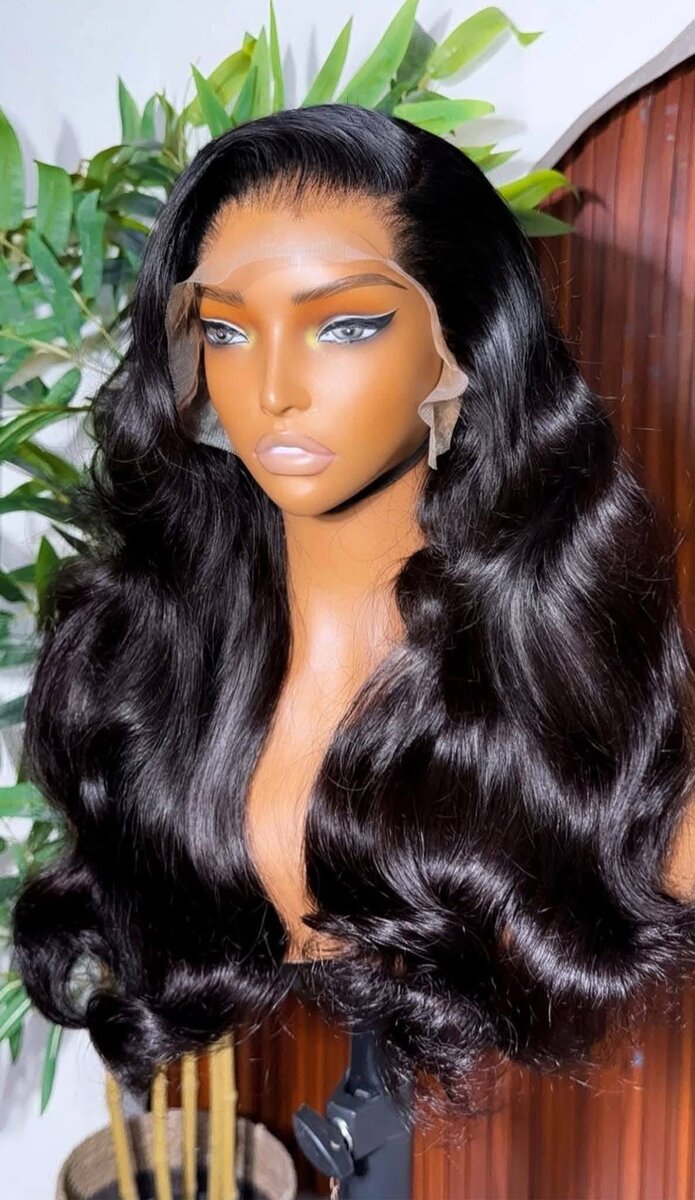 Perruque en dentelle ondulée