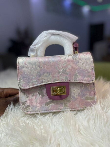 Mini sacs à bandoulière élégants