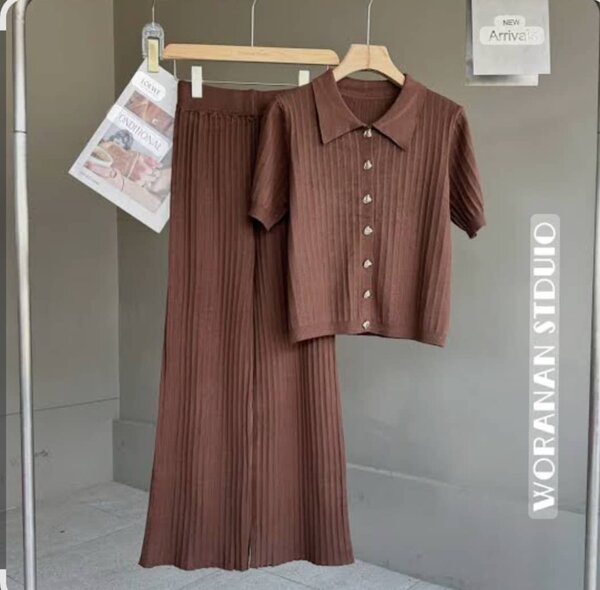 Ensemble côtelé chic pour femme