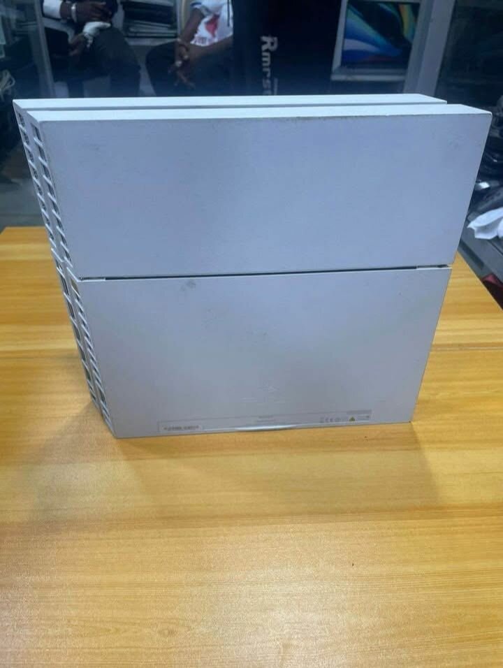 Console PlayStation 4 Blanc