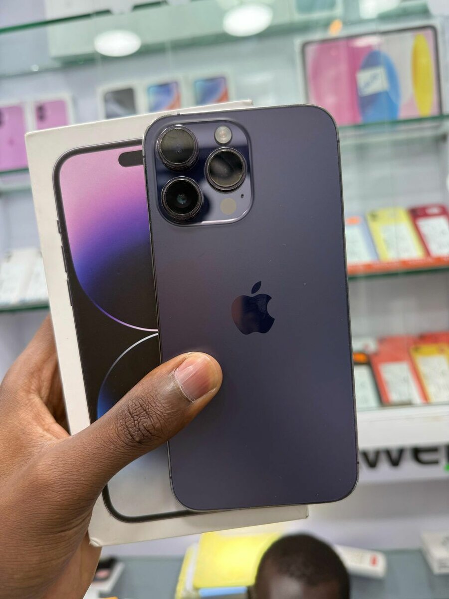 iPhone Pro Max - Smart