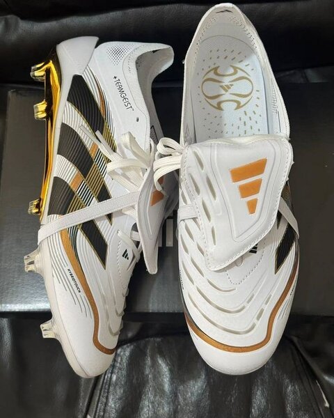 Chaussures de Football Adidas