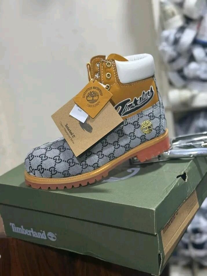 Bottes en cuir résistantes