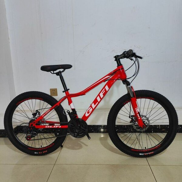 Vélo VTT Tout-Terrain Rouge