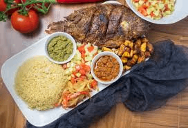 Assiette épicée de poisson délicieux