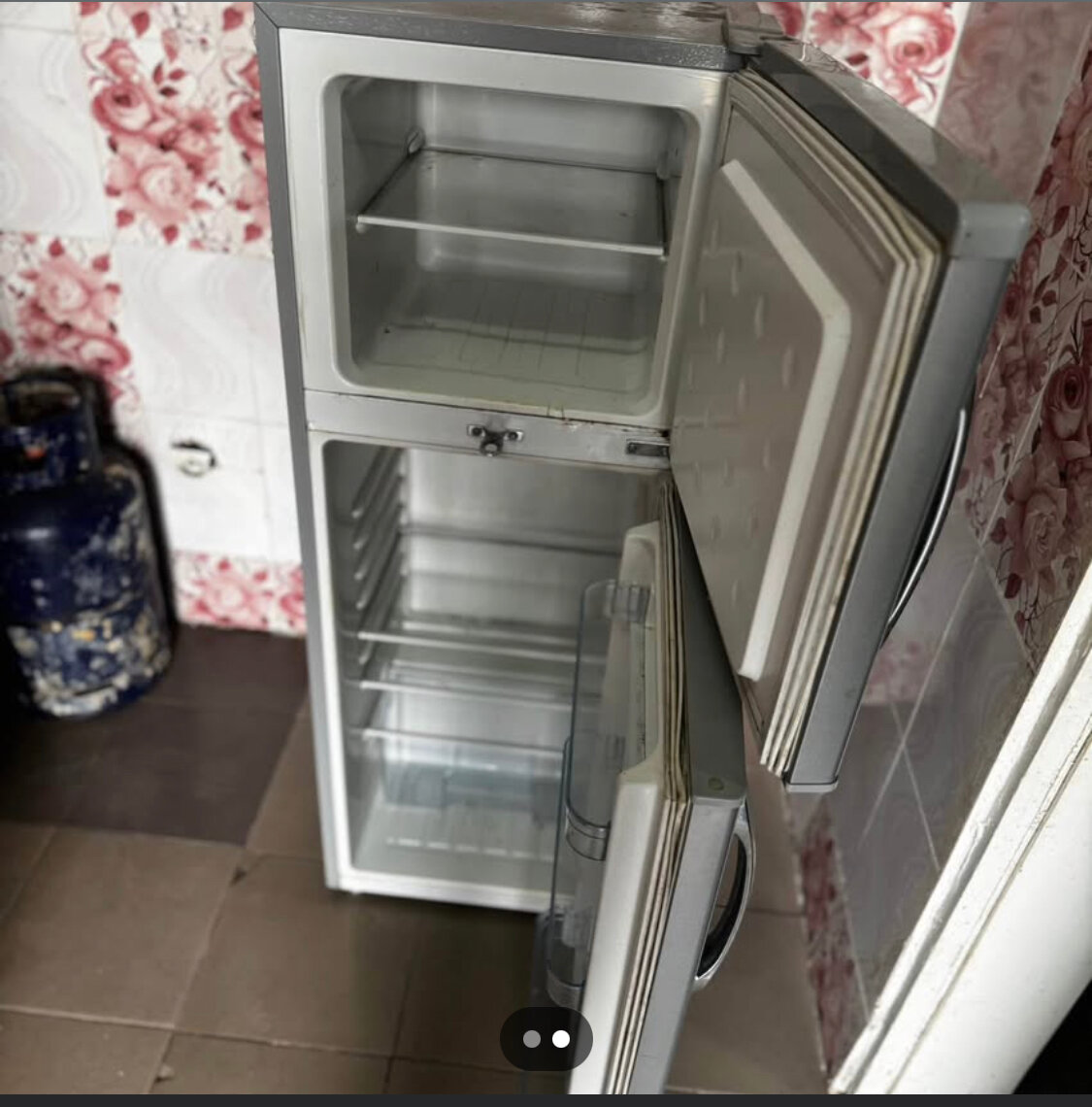 Réfrigérateur double porte moderne