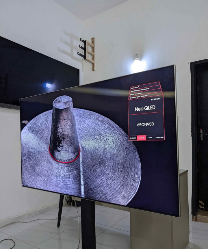 Téléviseur Neo QLED 65 pouces