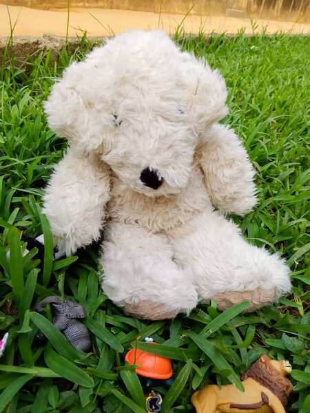 Peluche ours blanc et bonhomme de neige