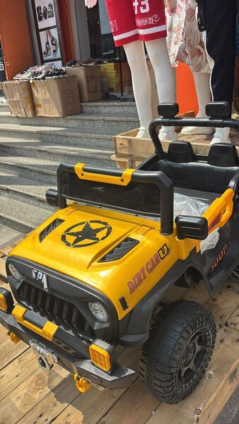 Jeep électrique pour enfants