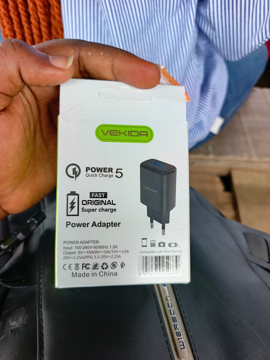 Chargeur rapide USB VEKIDA