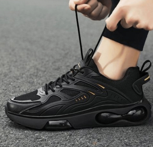 Baskets de sport légères noires