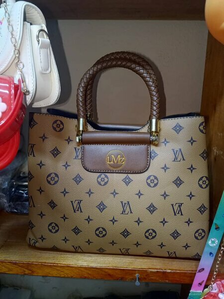 Sac cabas imprimé LV