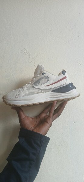 Baskets blanches homme